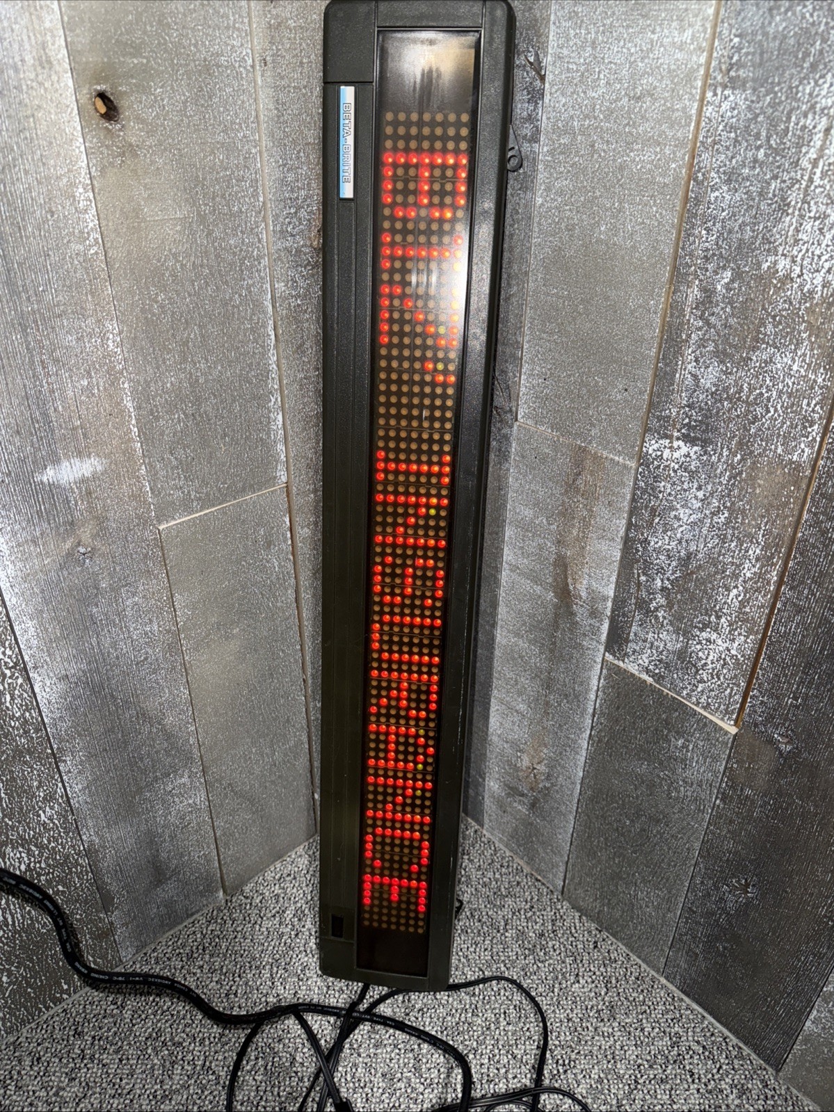 Adaptive BetaBrite 26″ Programmable LED Sign Model 213C *no Remote* Read